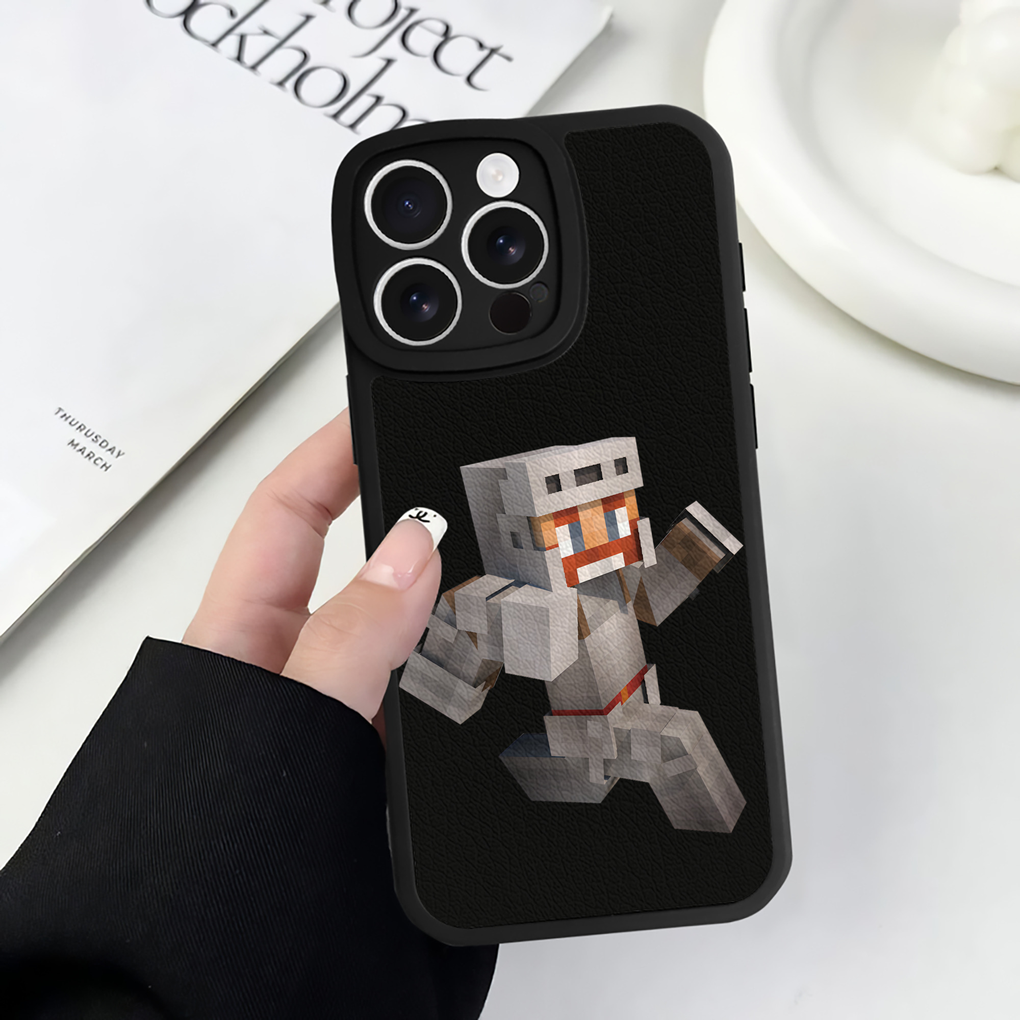 （画像用） マインクラフト ブロックの世界 Minecraft MC Block world 【iPhone 16シリーズ対応】シリコンスマホケース（レザー調） 材質：シリコン